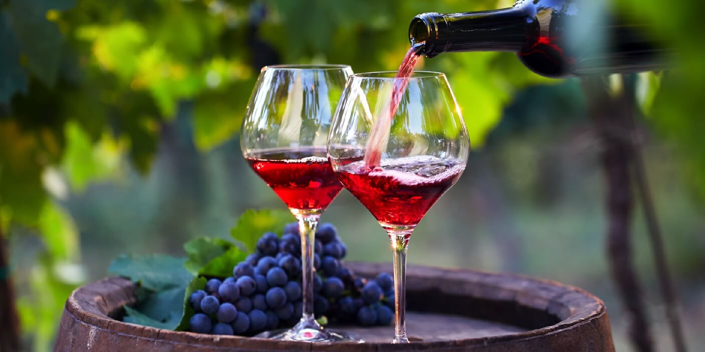 Red-wine-glass-barworld-India